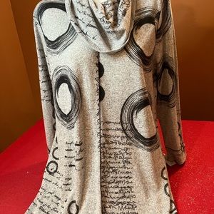 Jess And Jane  geometric tunic XL